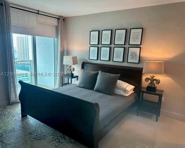 950 Brickell Bay Dr #2104, Miami FL 33131