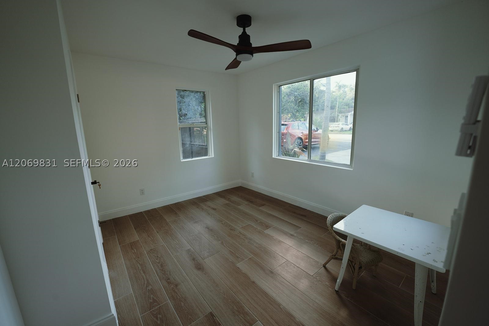 801 NE 144th St, North Miami FL 33161