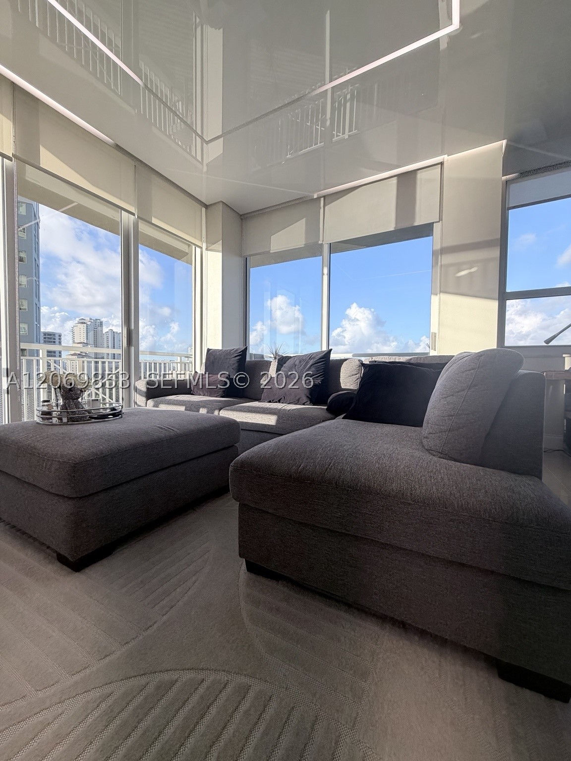19501 W Country Club Dr #1004, Aventura FL 33180