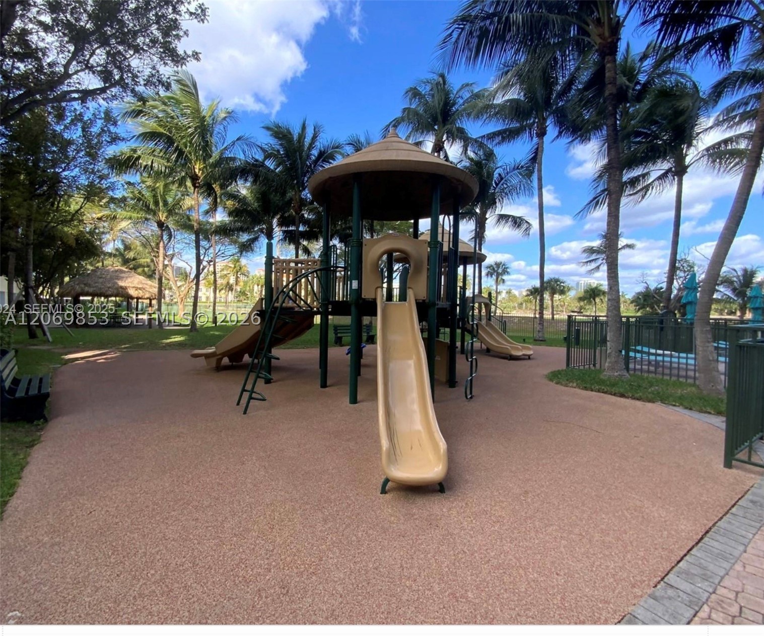 19501 W Country Club Dr #1004, Aventura FL 33180