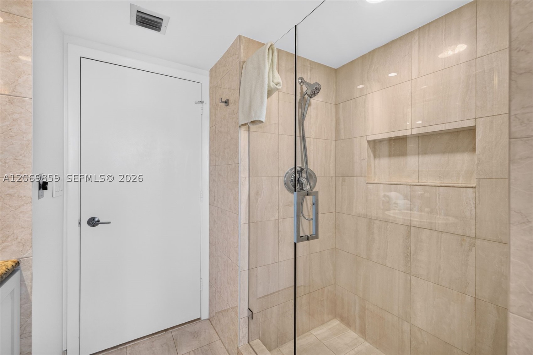 1000 Island Blvd #405, Aventura FL 33160
