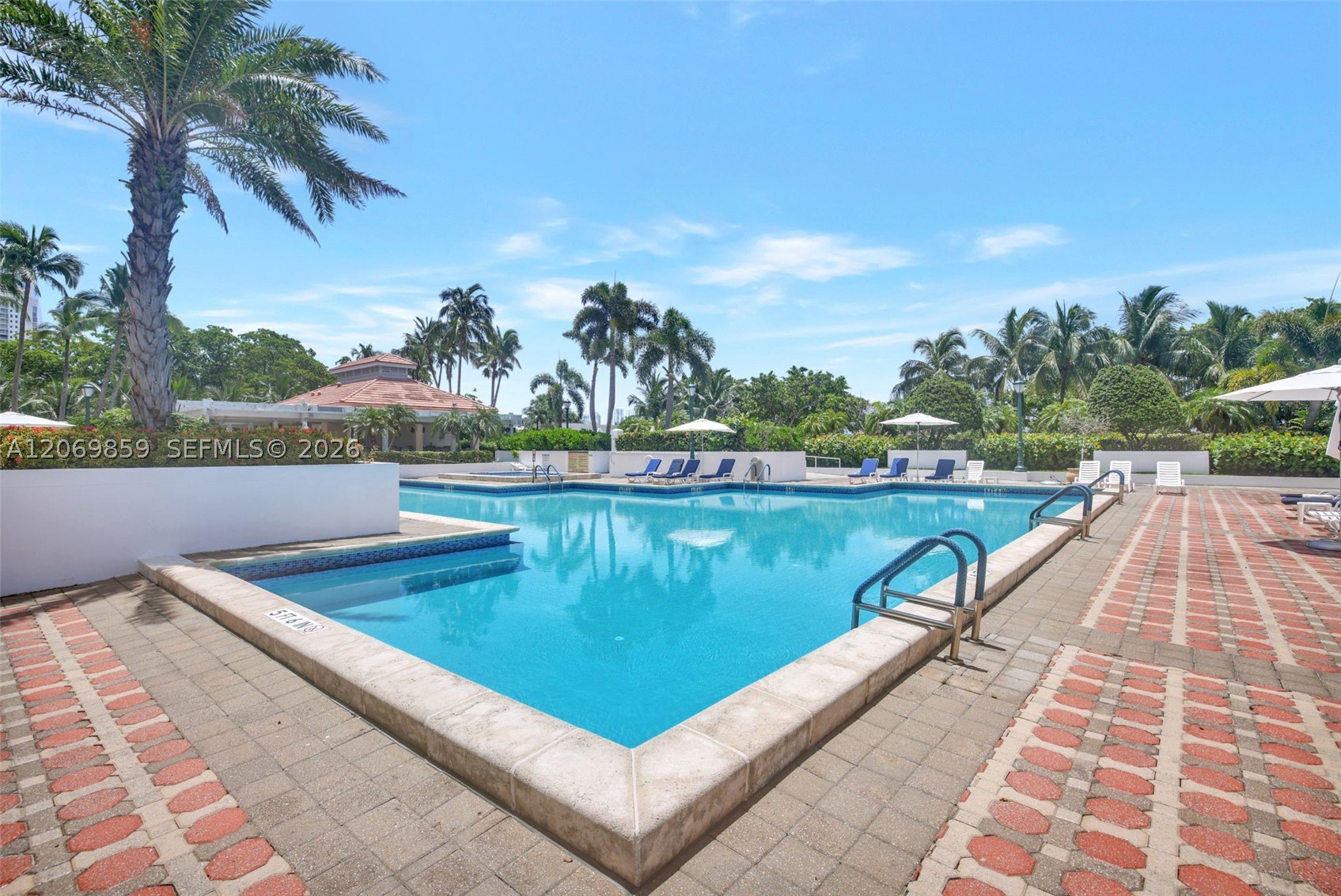 1000 Island Blvd #405, Aventura FL 33160