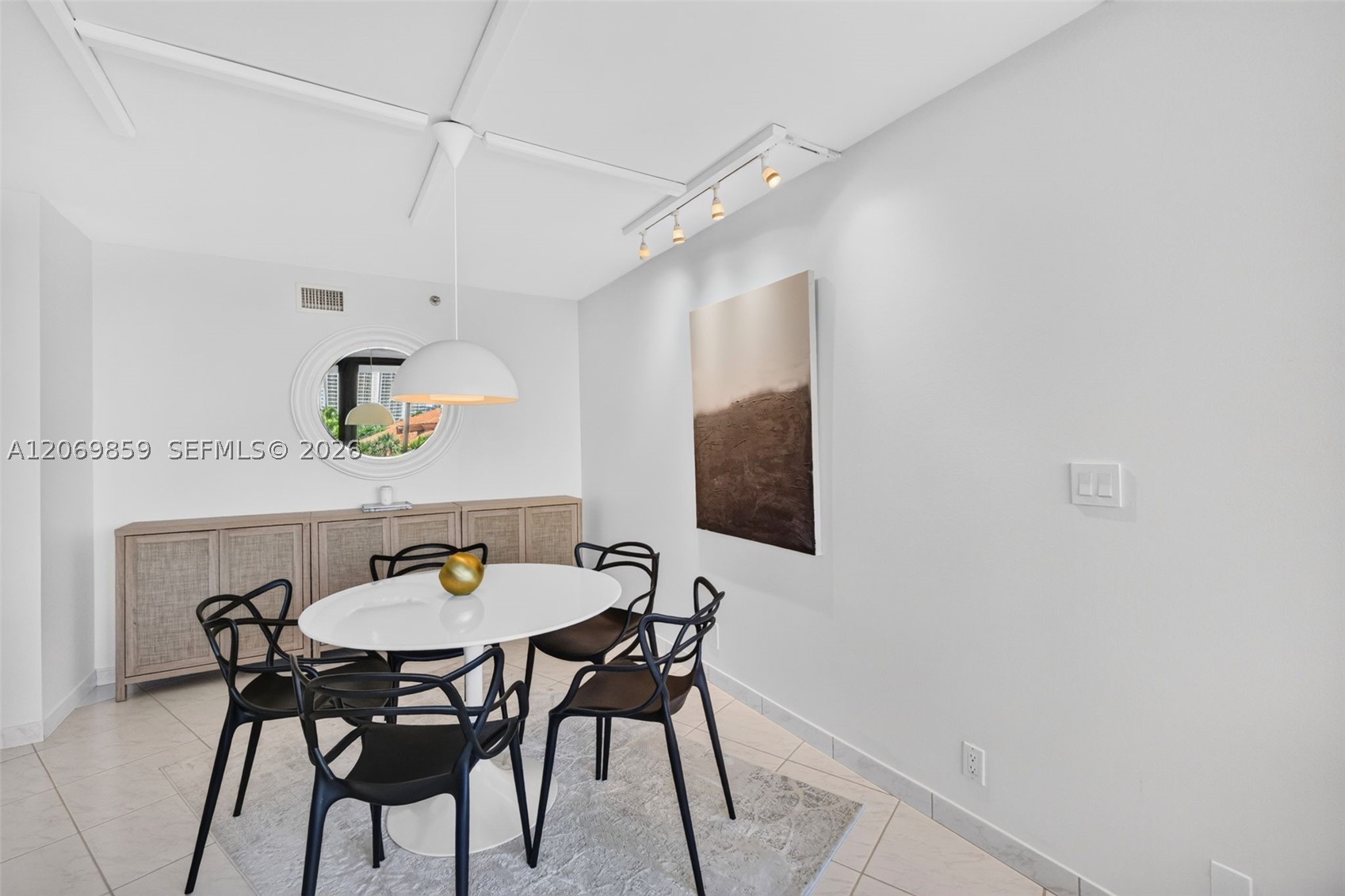 1000 Island Blvd #405, Aventura FL 33160