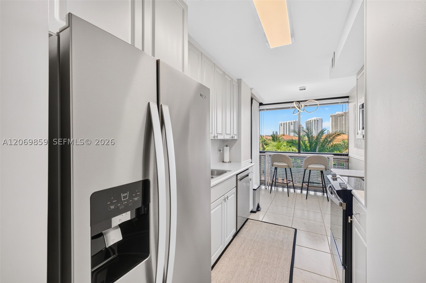 1000 Island Blvd #405, Aventura FL 33160