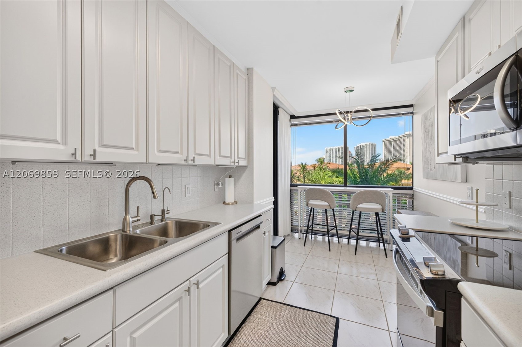 1000 Island Blvd #405, Aventura FL 33160
