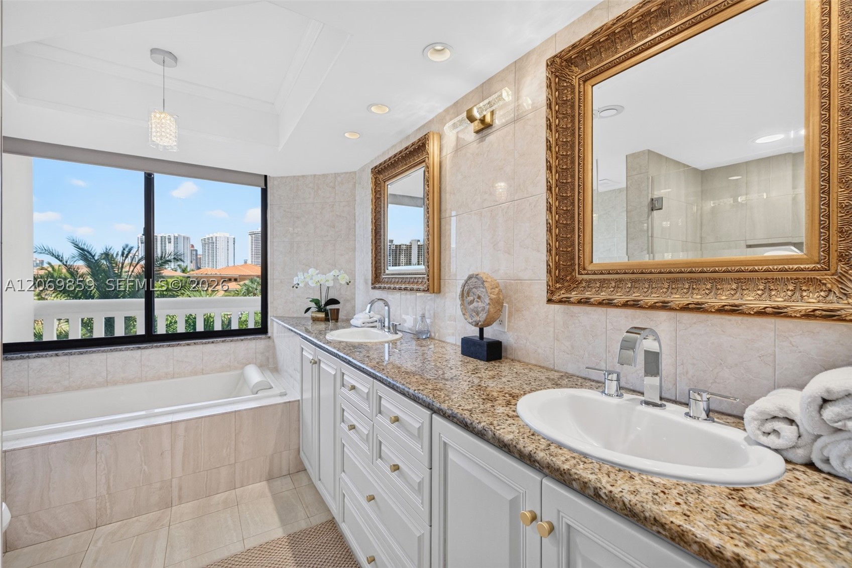 1000 Island Blvd #405, Aventura FL 33160