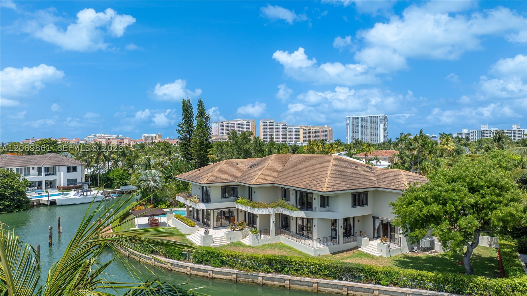 241 Cape Florida Dr, Key Biscayne FL 33149
