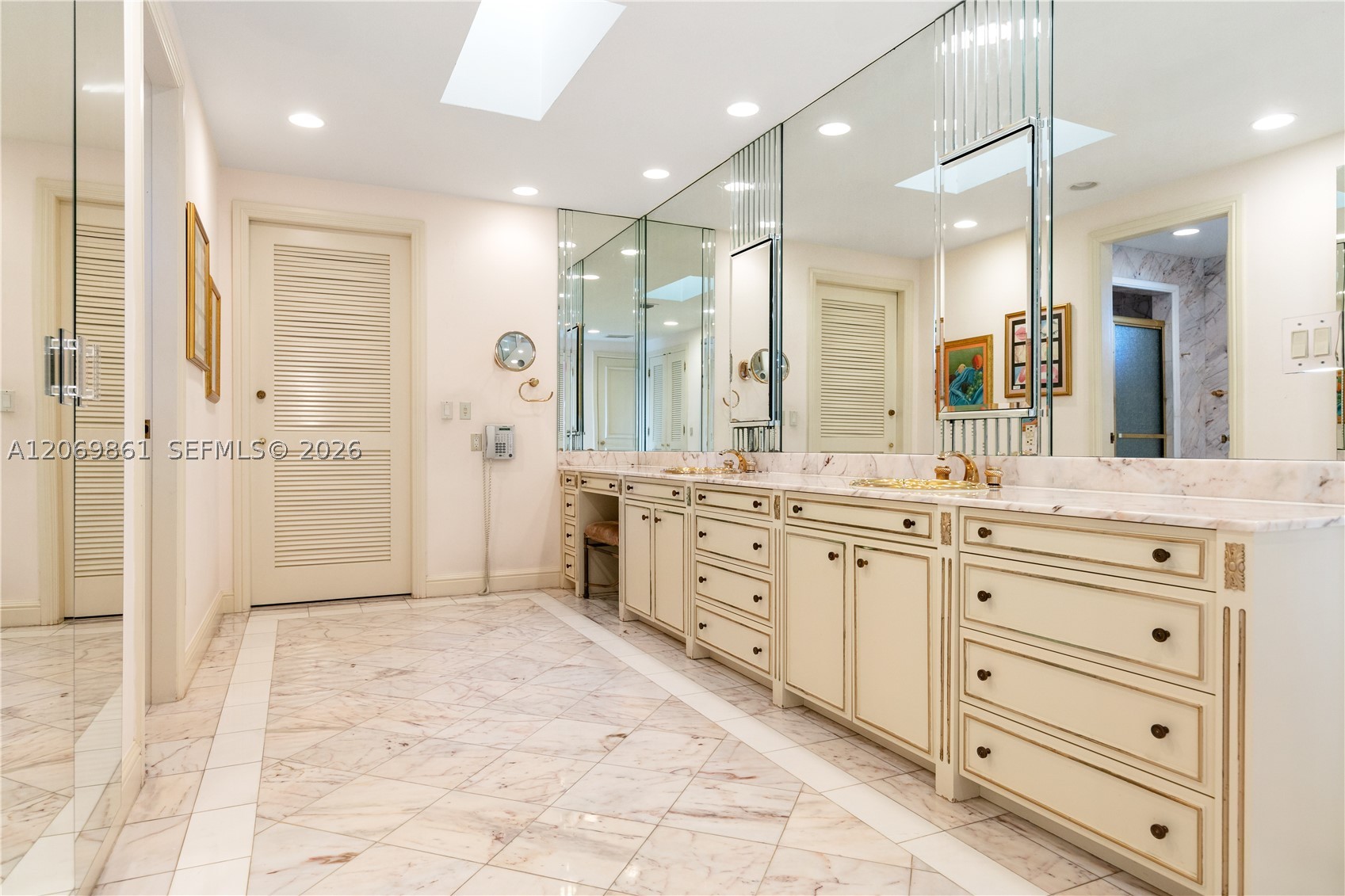 241 Cape Florida Dr, Key Biscayne FL 33149