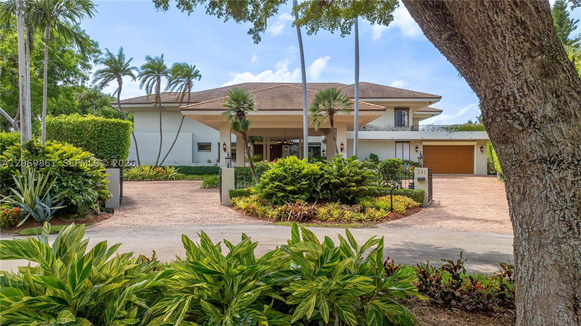 241 Cape Florida Dr, Key Biscayne FL 33149