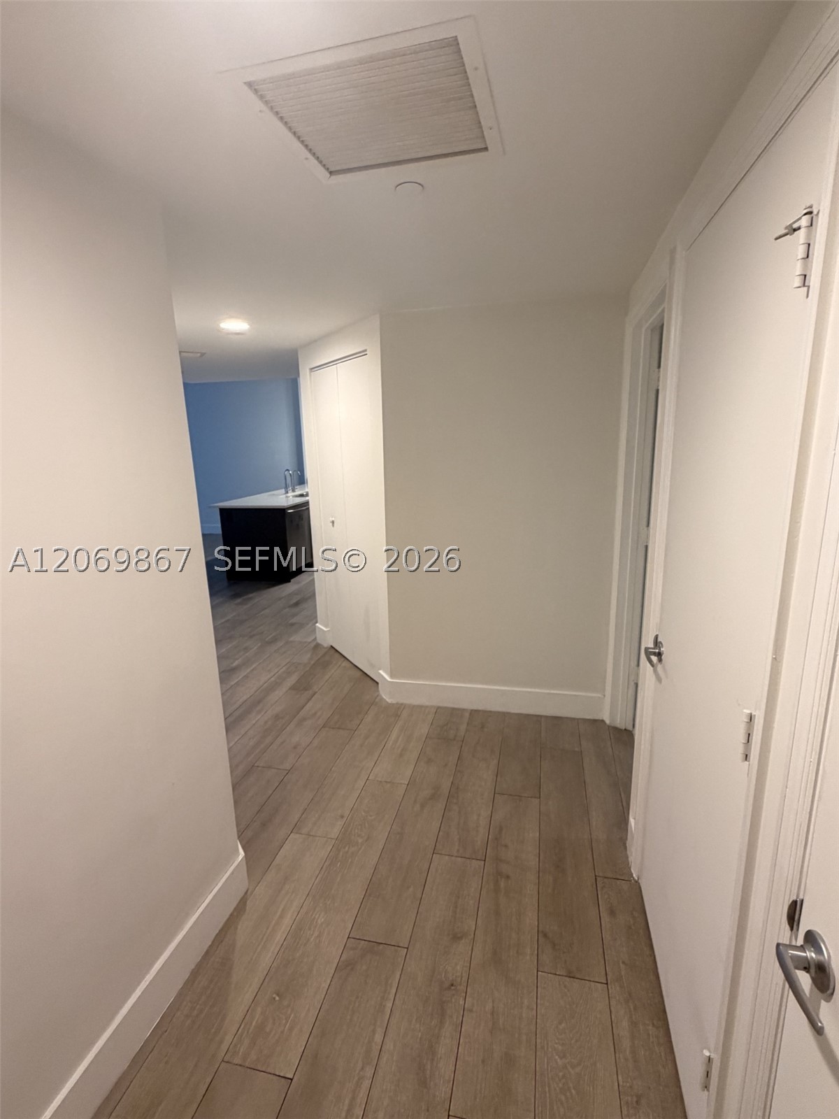 55 SE 6th St #2007, Miami FL 33131