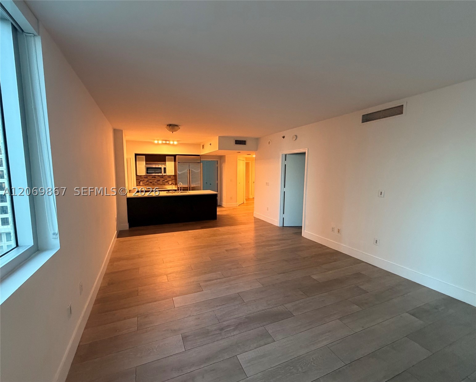 55 SE 6th St #2007, Miami FL 33131
