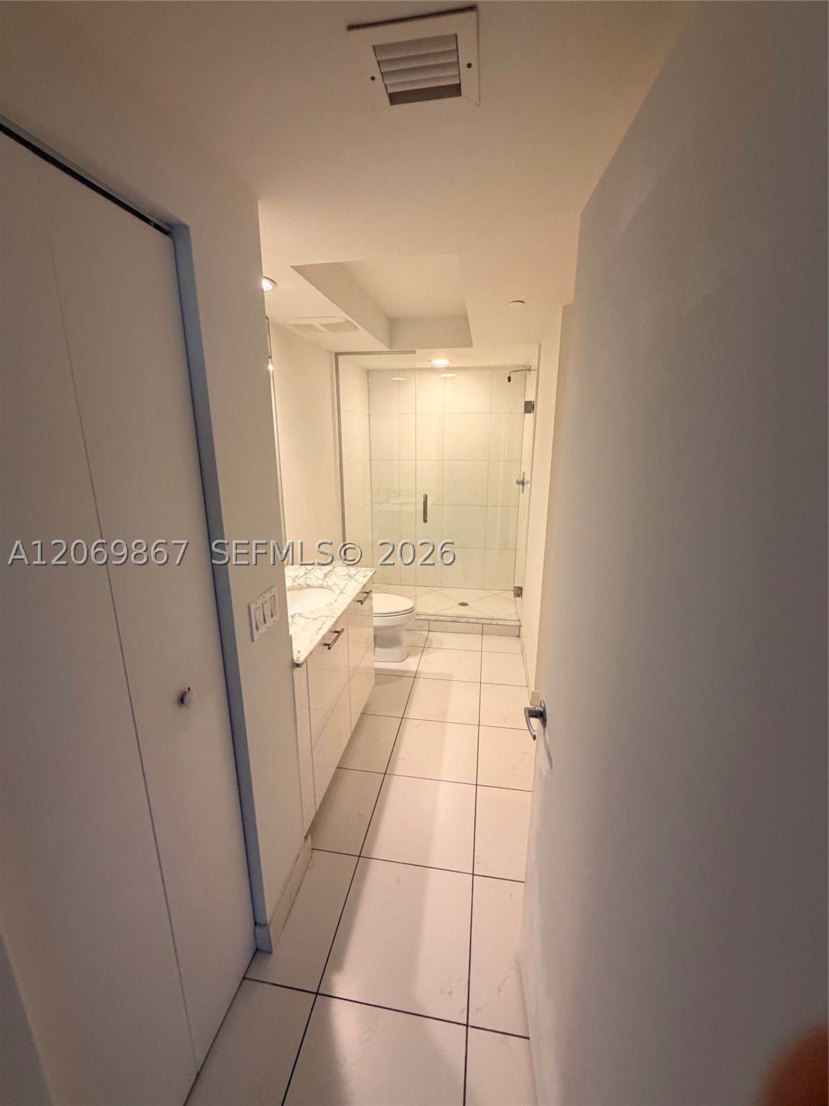 55 SE 6th St #2007, Miami FL 33131