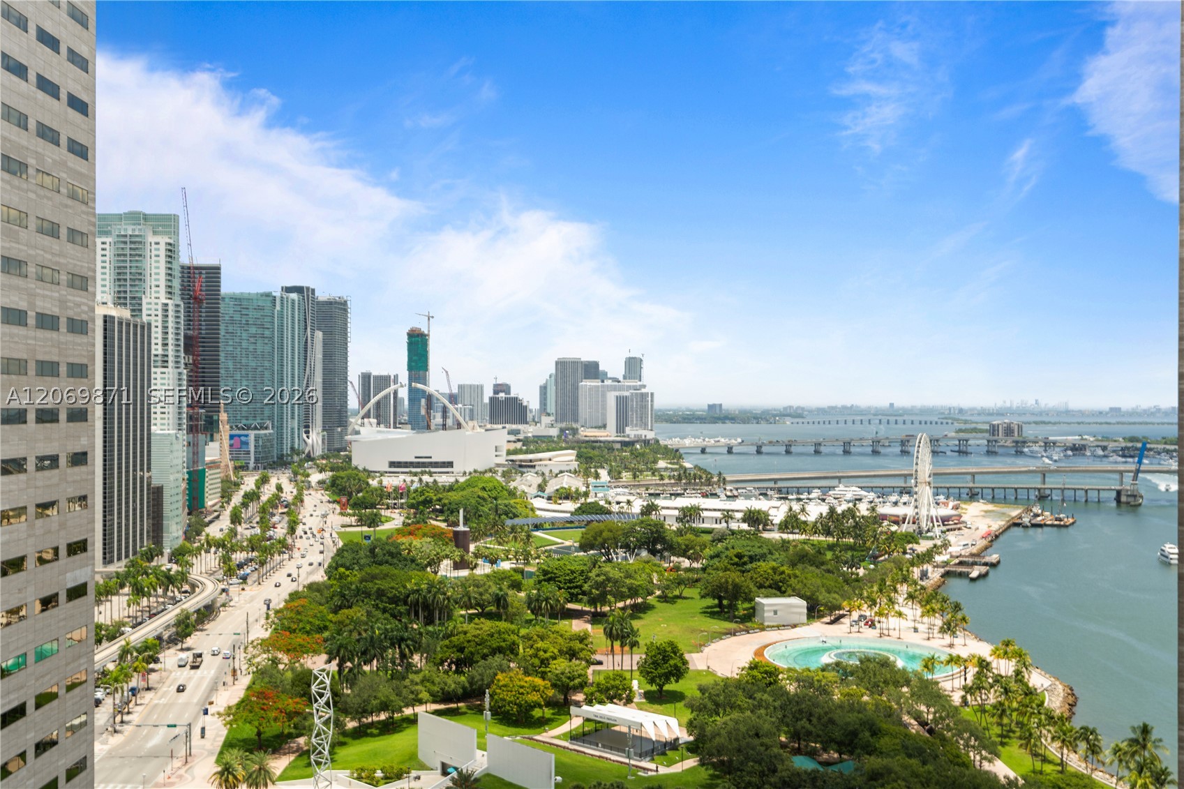 325 S Biscayne Blvd #2522, Miami FL 33131