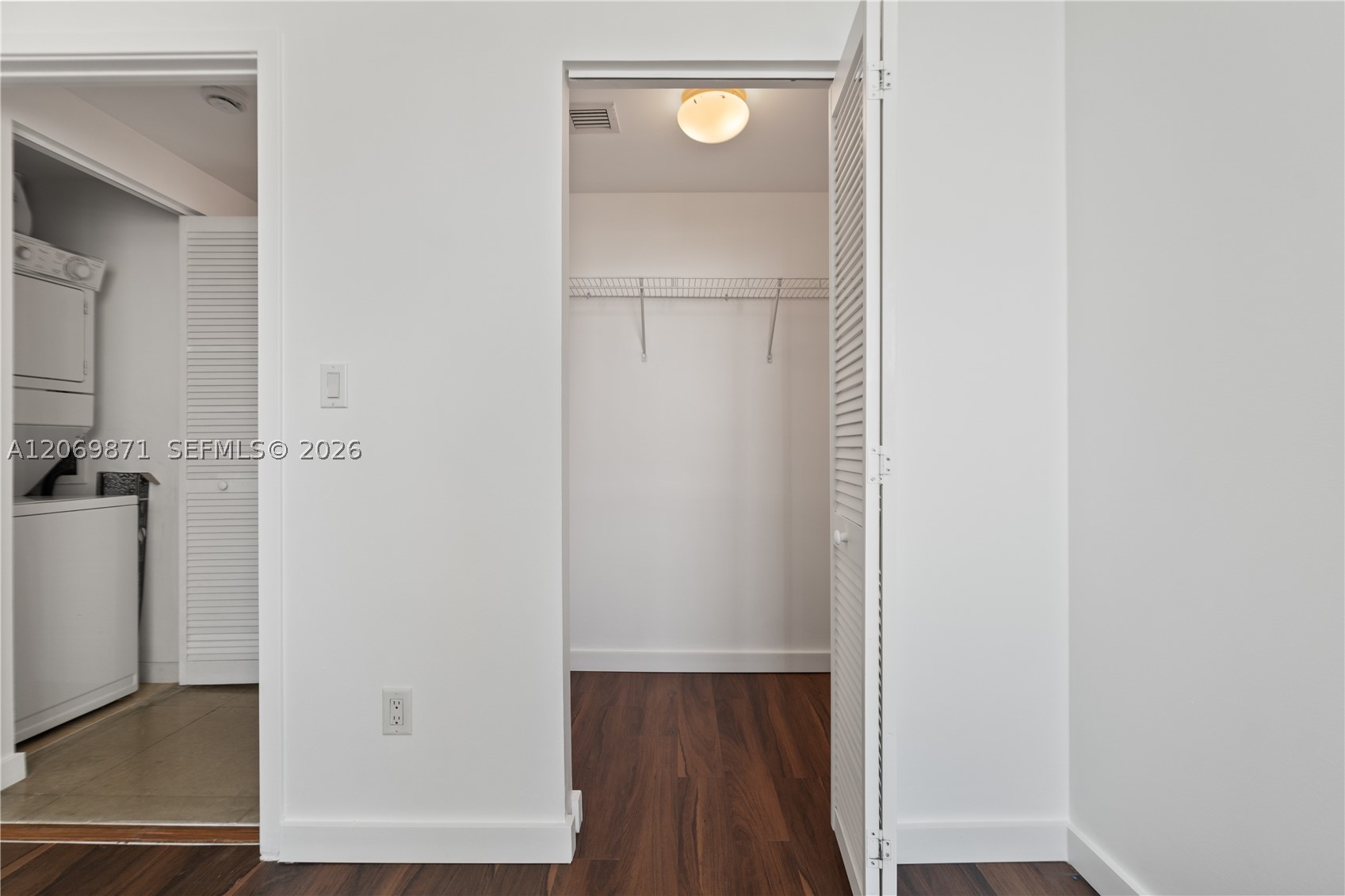 325 S Biscayne Blvd #2522, Miami FL 33131