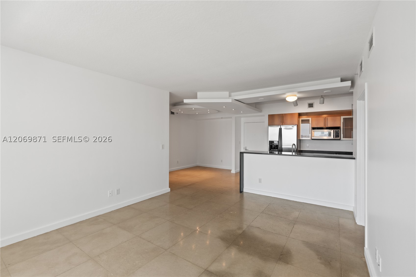 325 S Biscayne Blvd #2522, Miami FL 33131