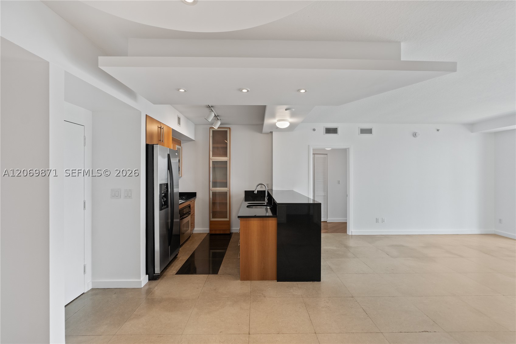 325 S Biscayne Blvd #2522, Miami FL 33131