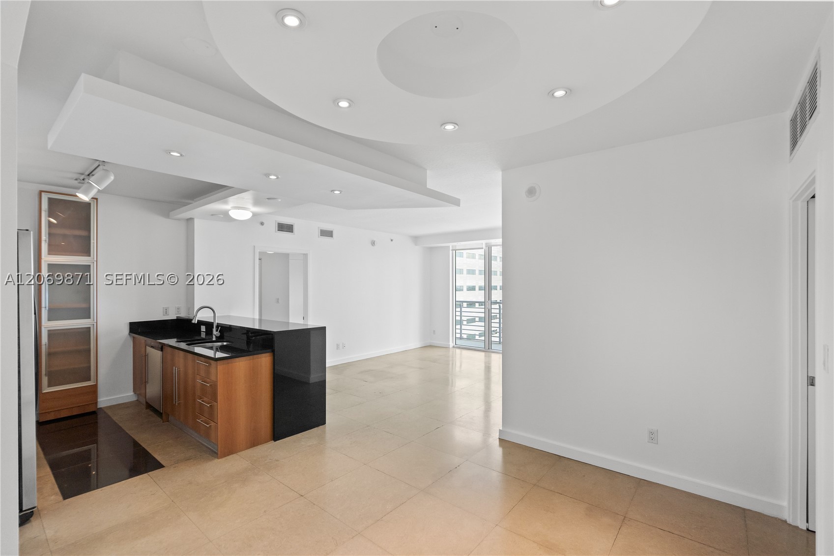 325 S Biscayne Blvd #2522, Miami FL 33131