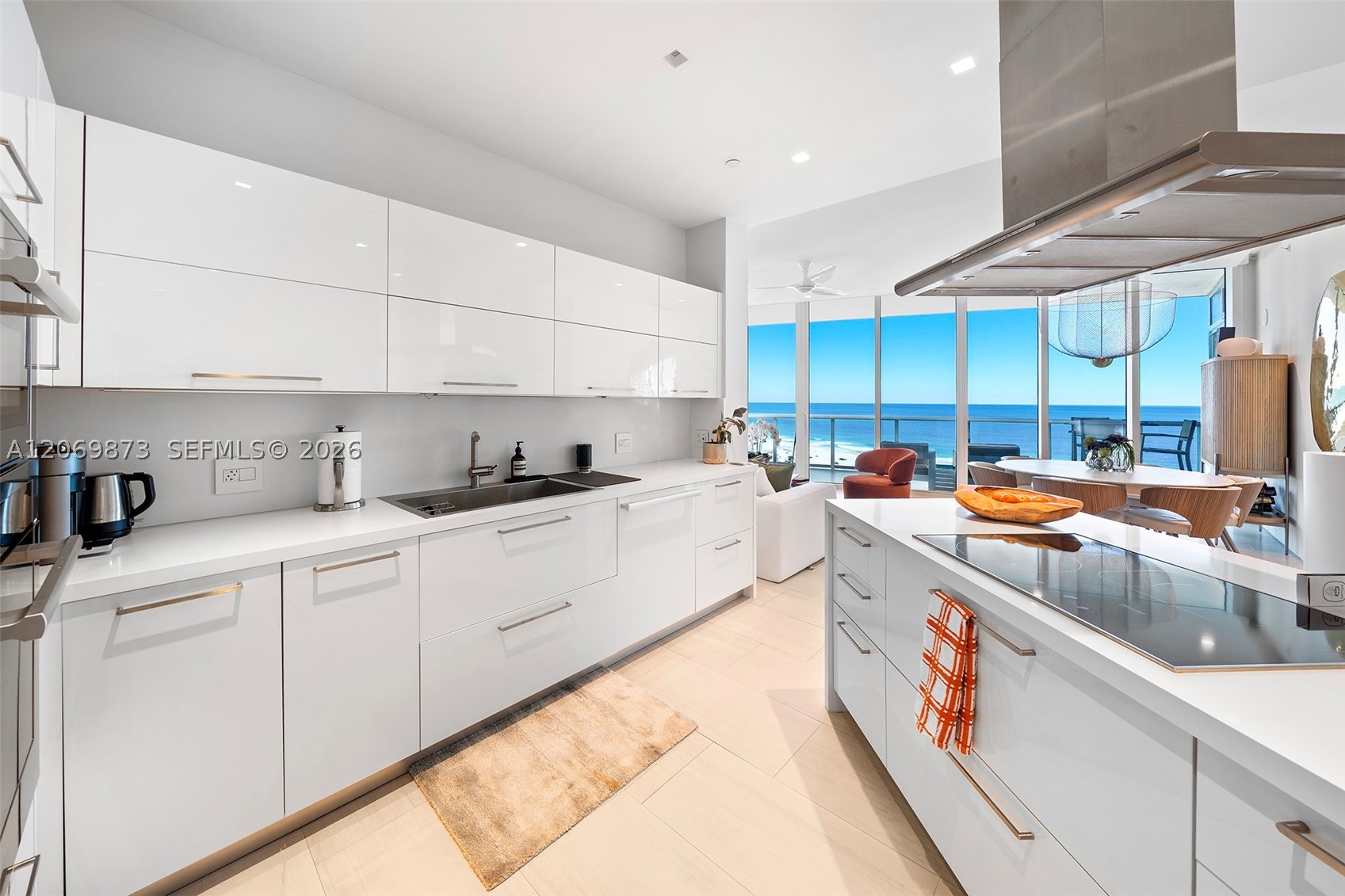 100 S Pointe Dr #1409, Miami Beach FL 33139