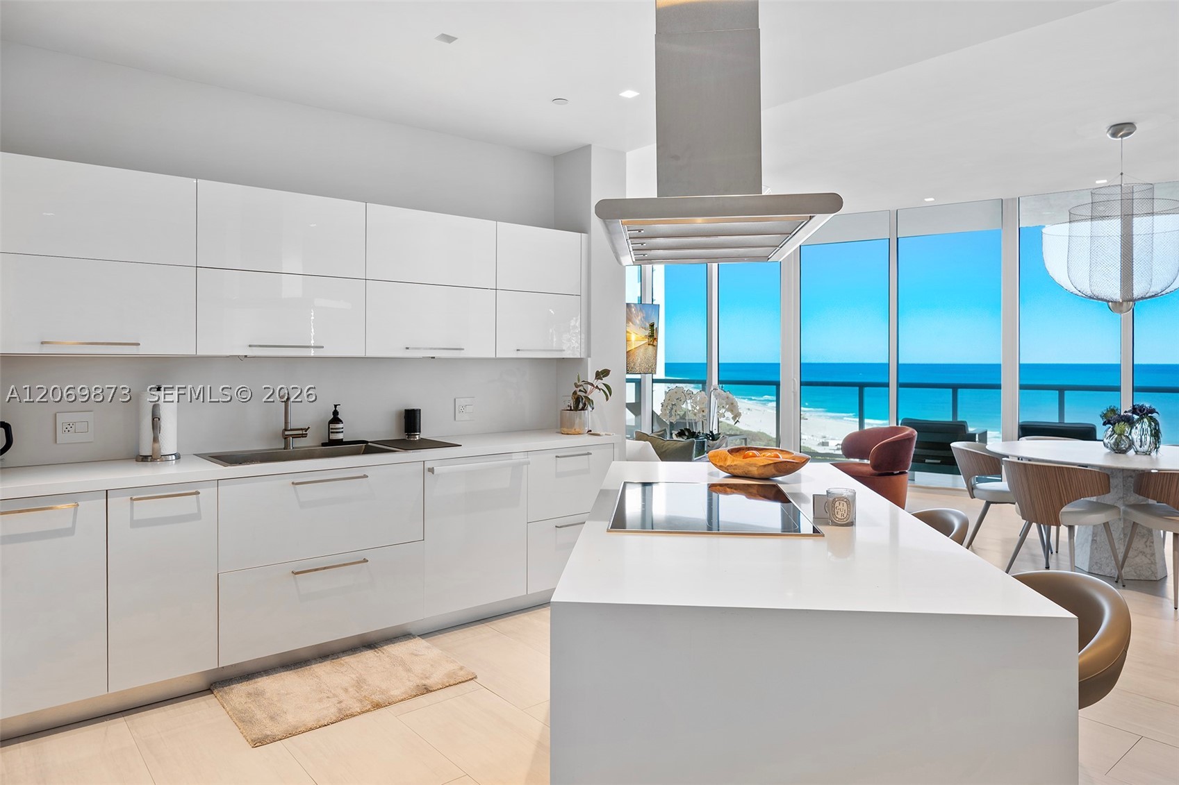 100 S Pointe Dr #1409, Miami Beach FL 33139