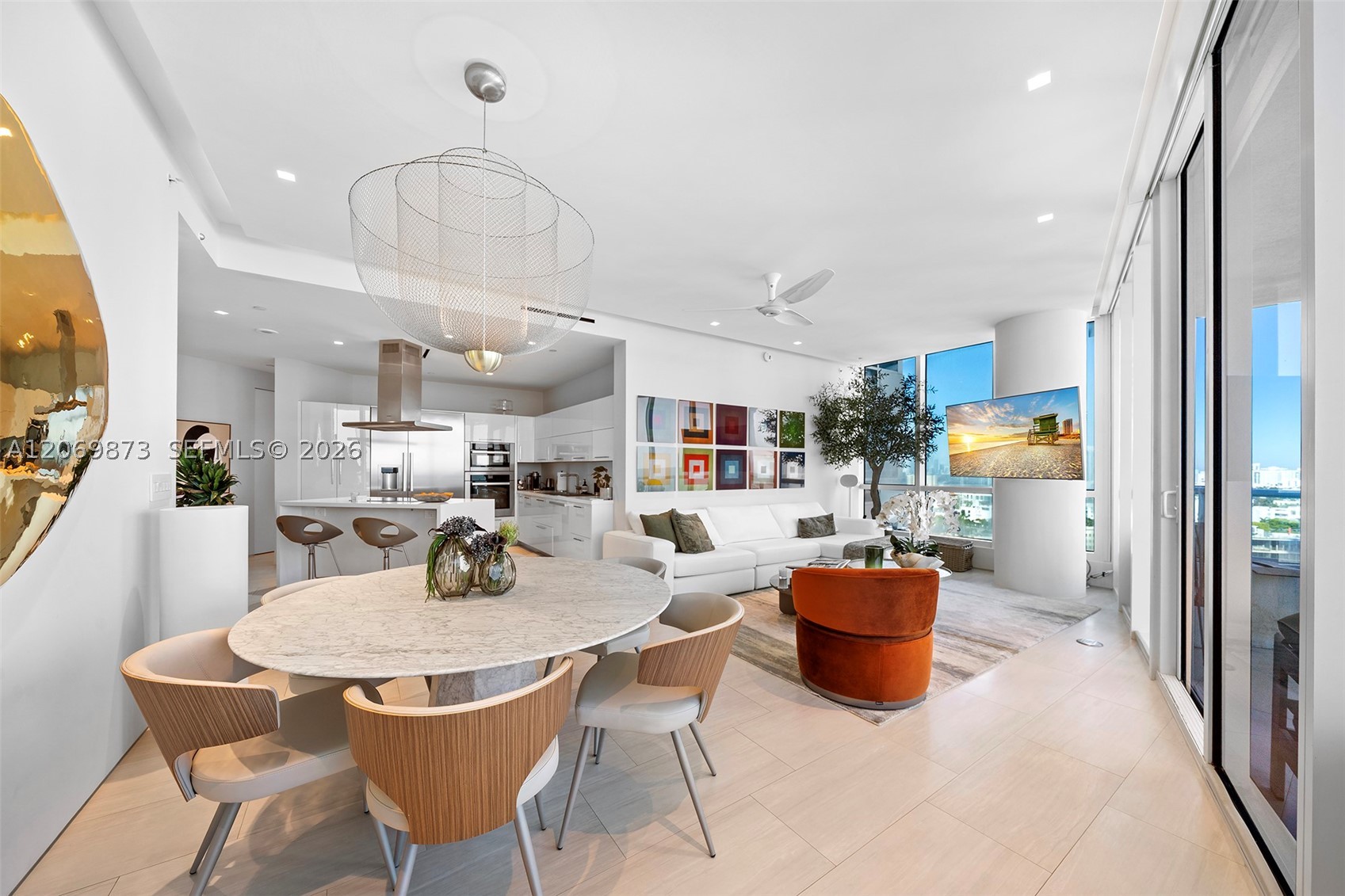 100 S Pointe Dr #1409, Miami Beach FL 33139