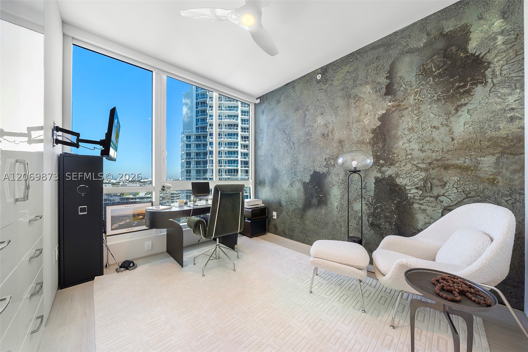 100 S Pointe Dr #1409, Miami Beach FL 33139