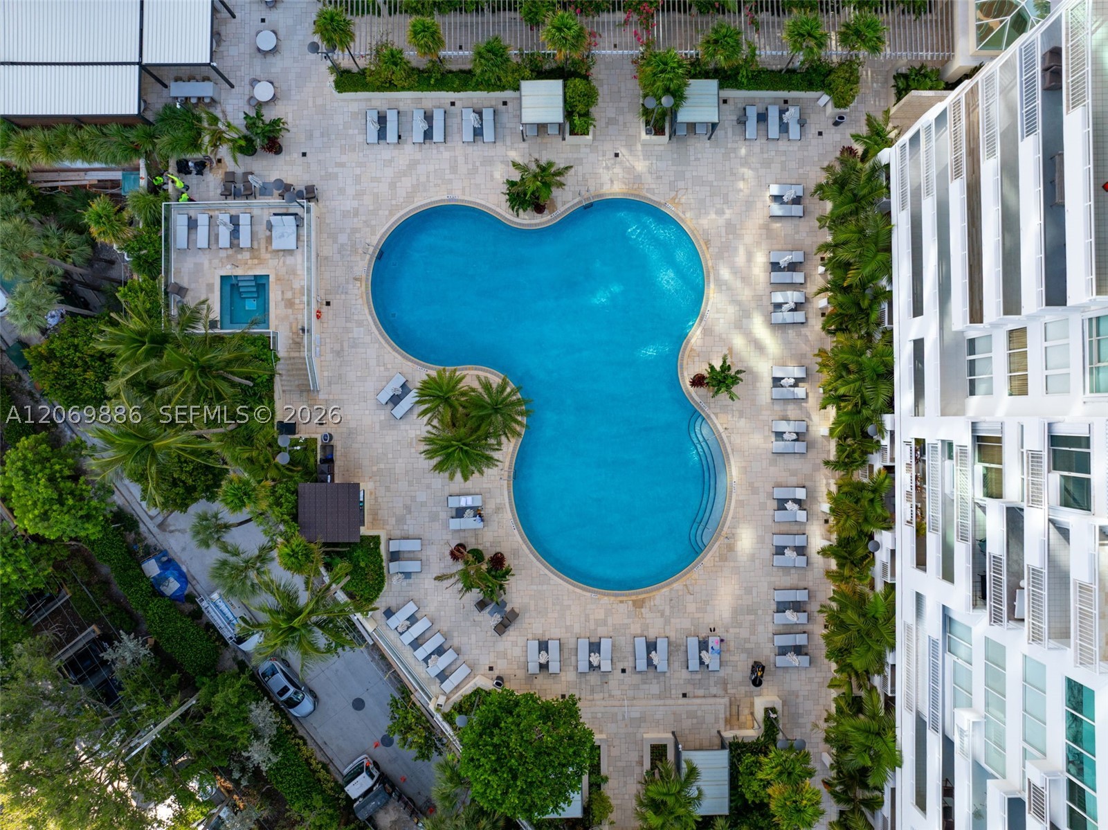 400 S Pointe Dr #1905, Miami Beach FL 33139