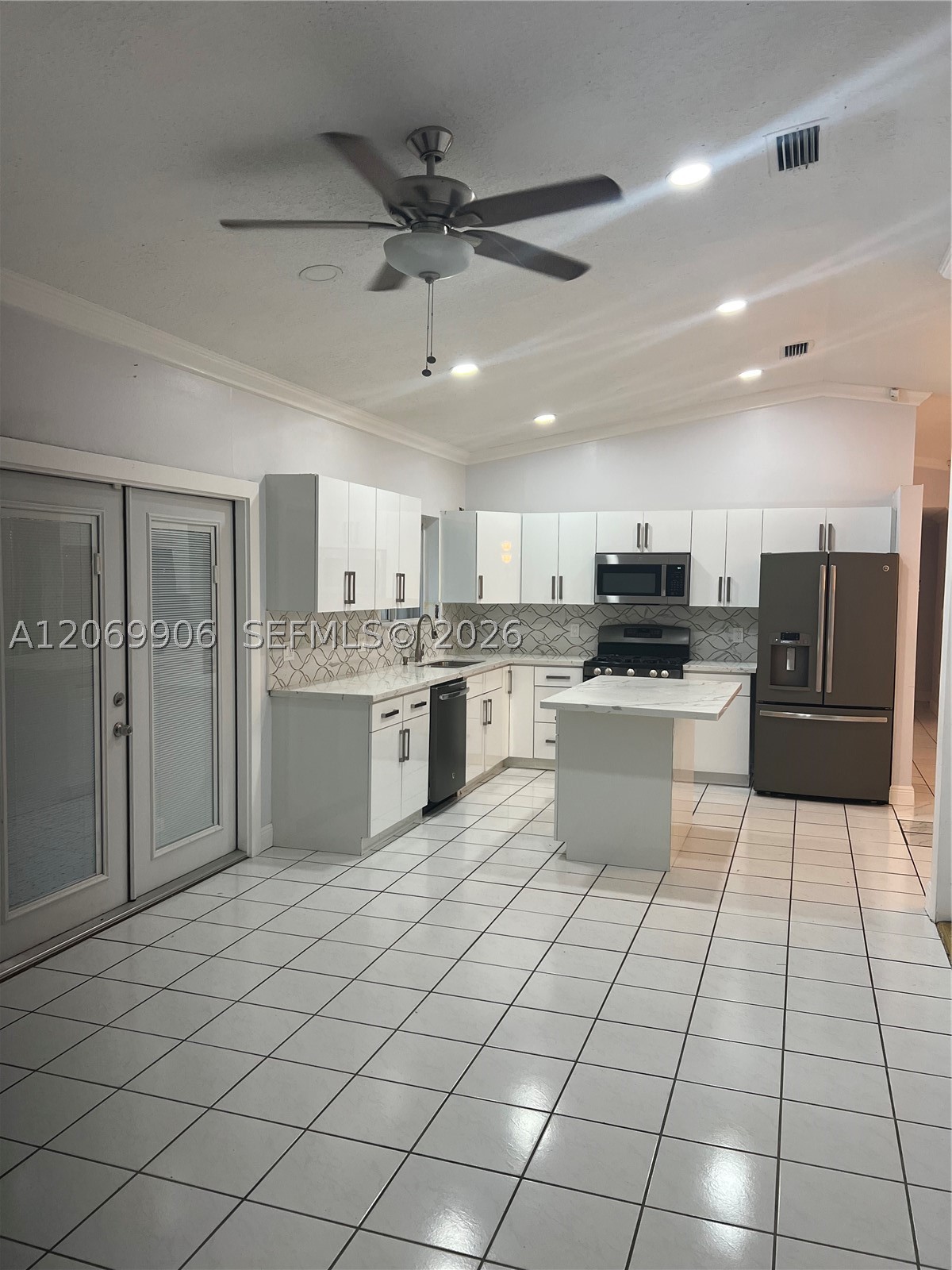 9940 SW 155th St, Miami FL 33157