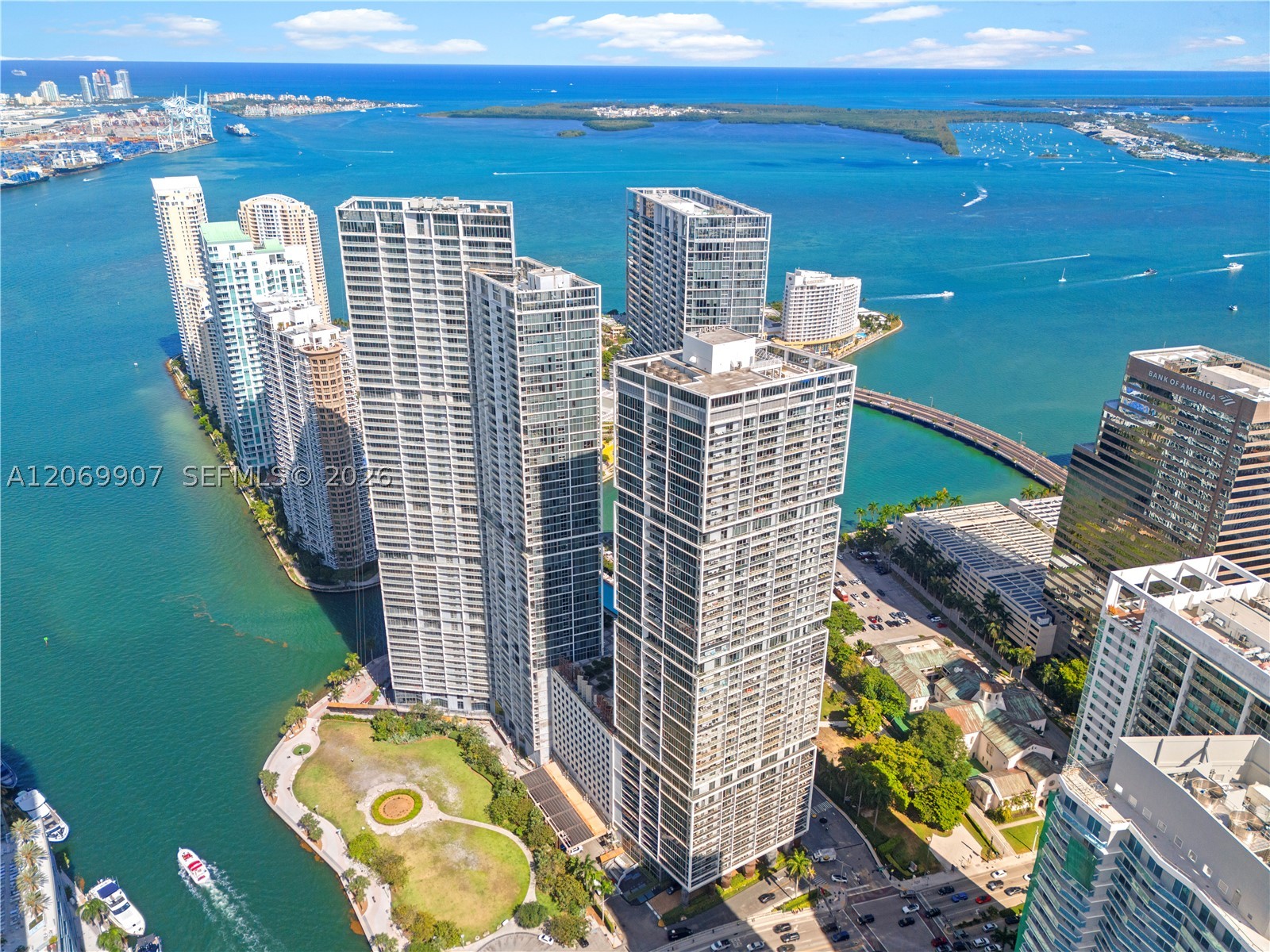 465 Brickell Ave #4106, Miami FL 33131