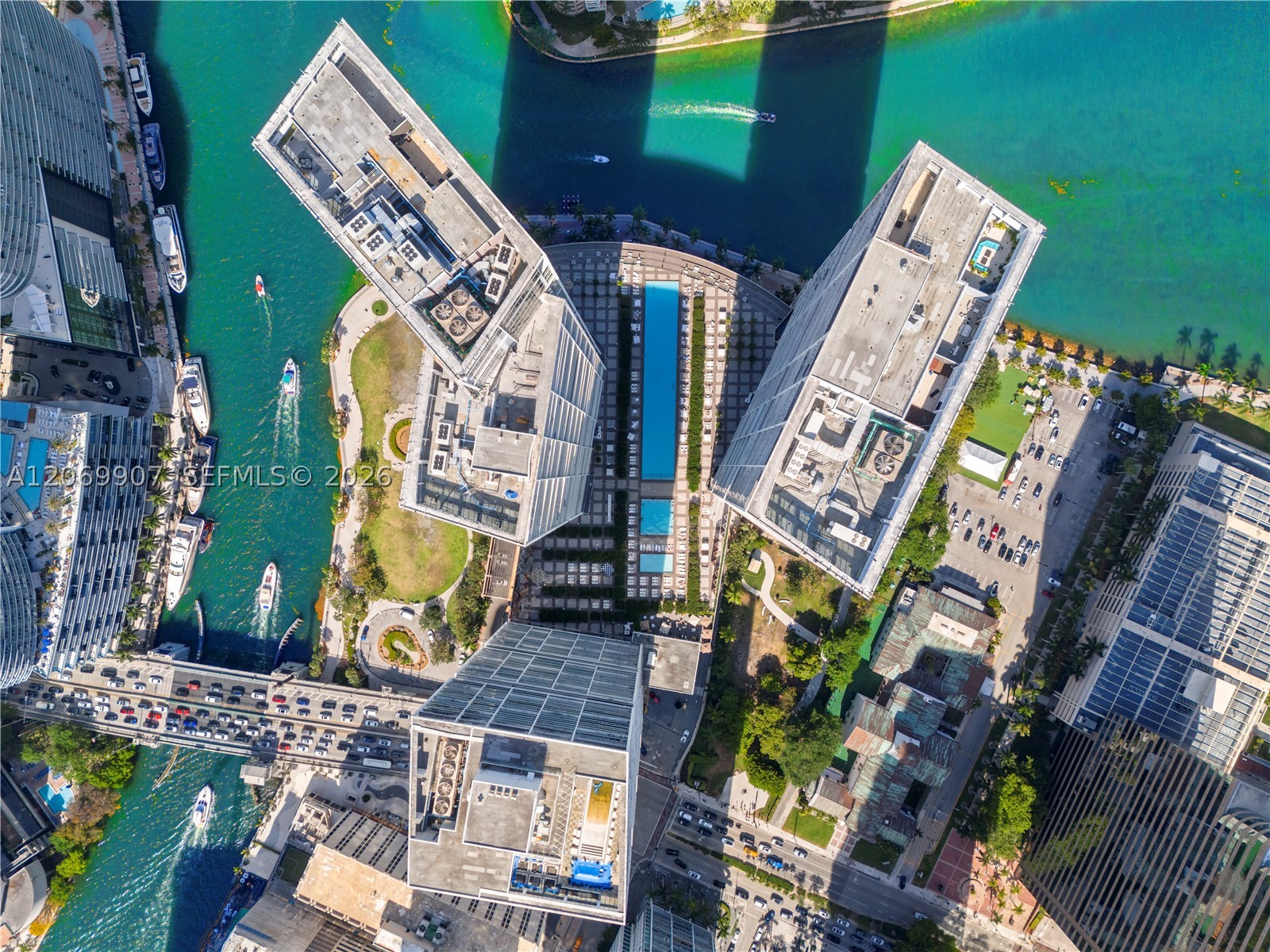465 Brickell Ave #4106, Miami FL 33131