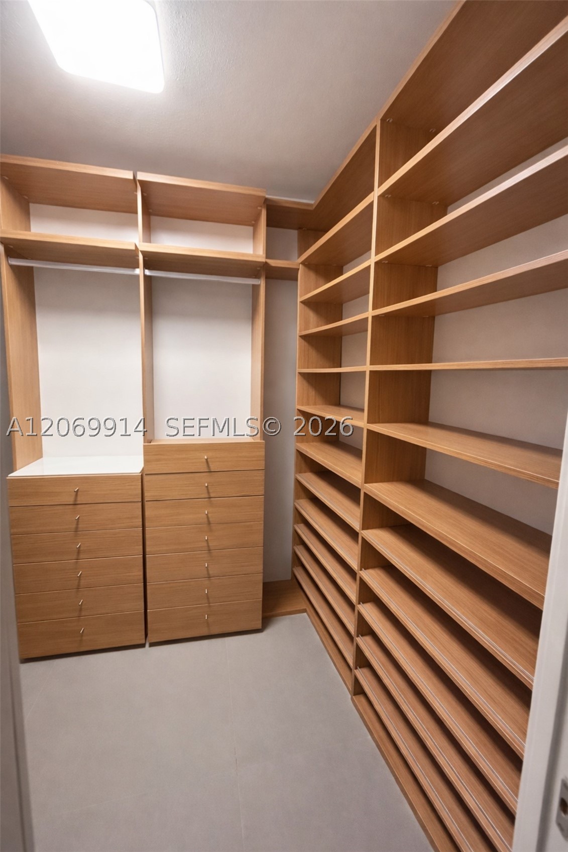 520 Brickell Key Dr #A1421, Miami FL 33131