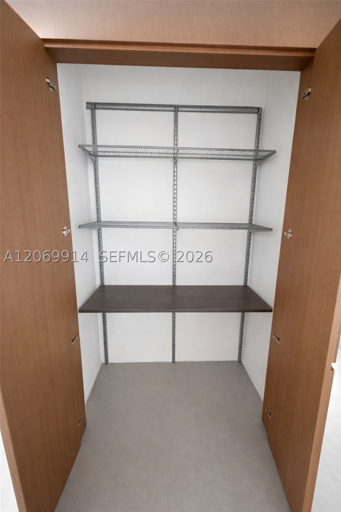 520 Brickell Key Dr #A1421, Miami FL 33131