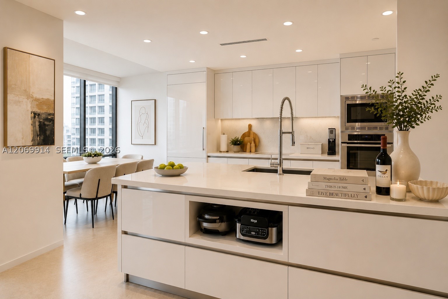 520 Brickell Key Dr #A1421, Miami FL 33131