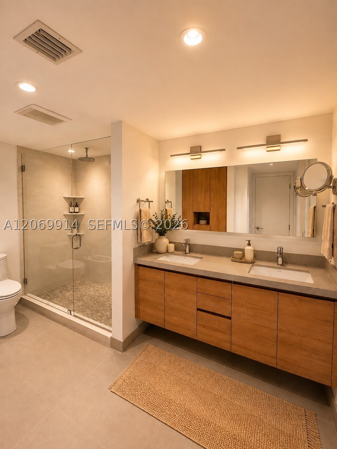 520 Brickell Key Dr #A1421, Miami FL 33131