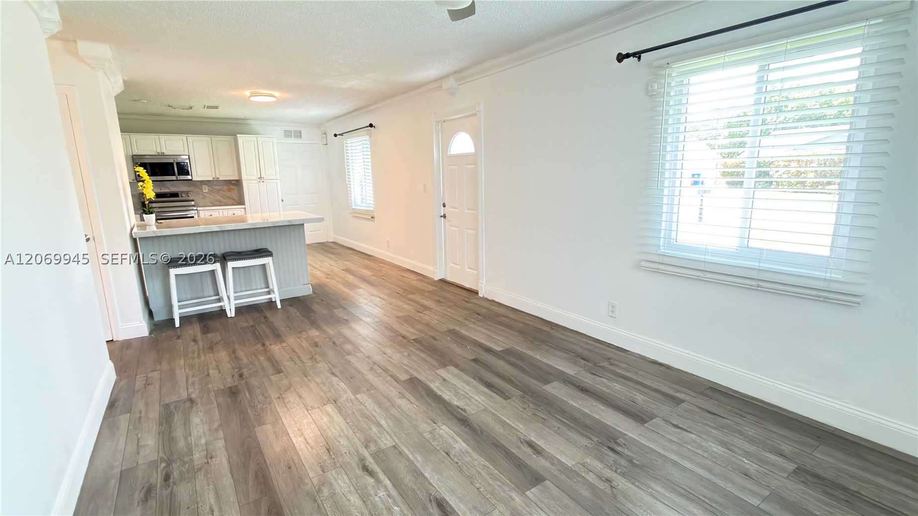 8151 SW 7th St, North Lauderdale FL 33068