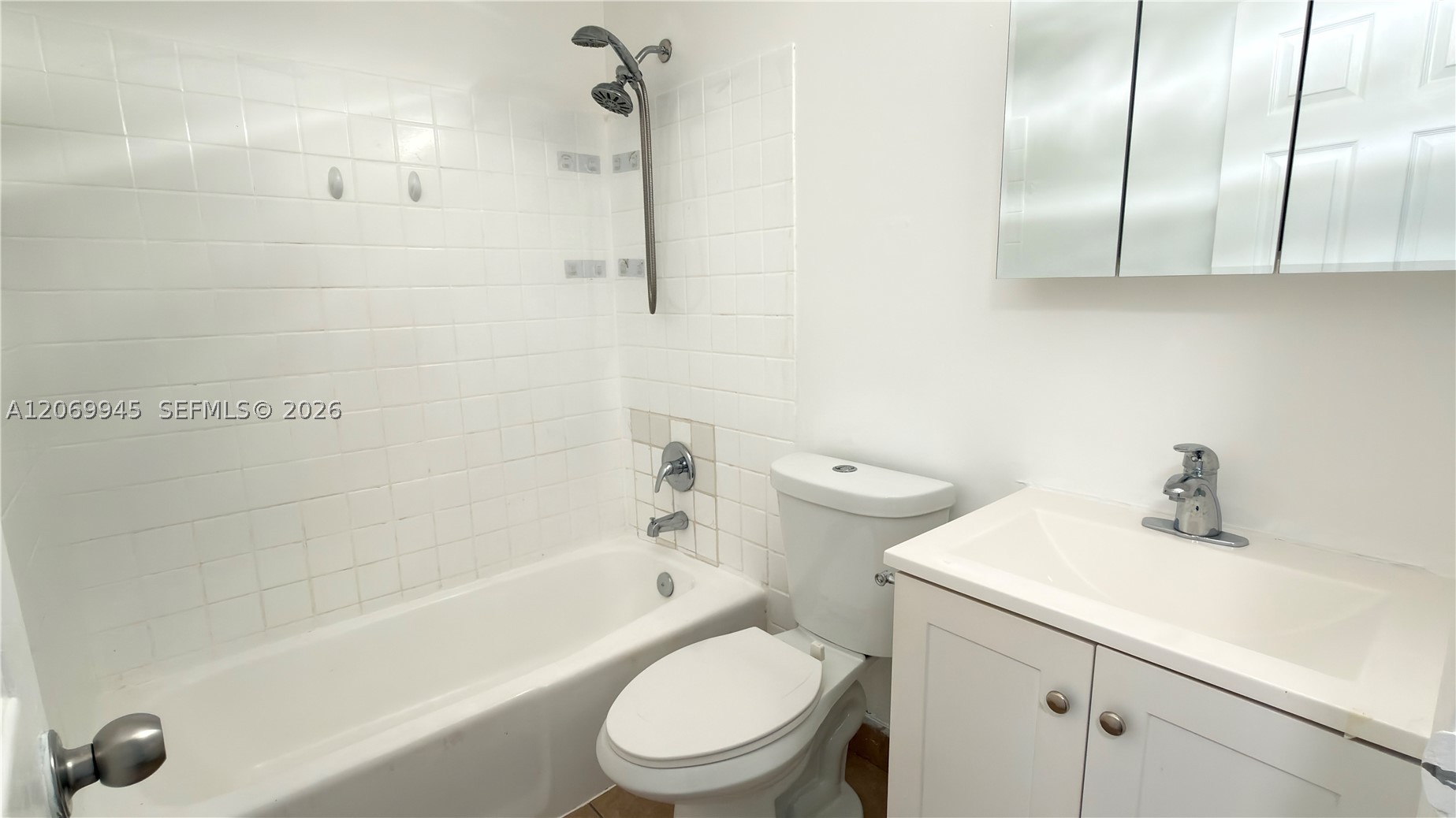8151 SW 7th St, North Lauderdale FL 33068