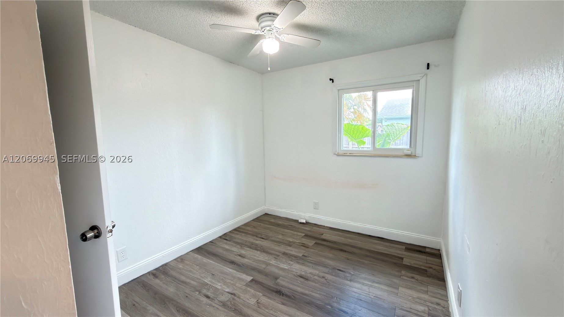 8151 SW 7th St, North Lauderdale FL 33068