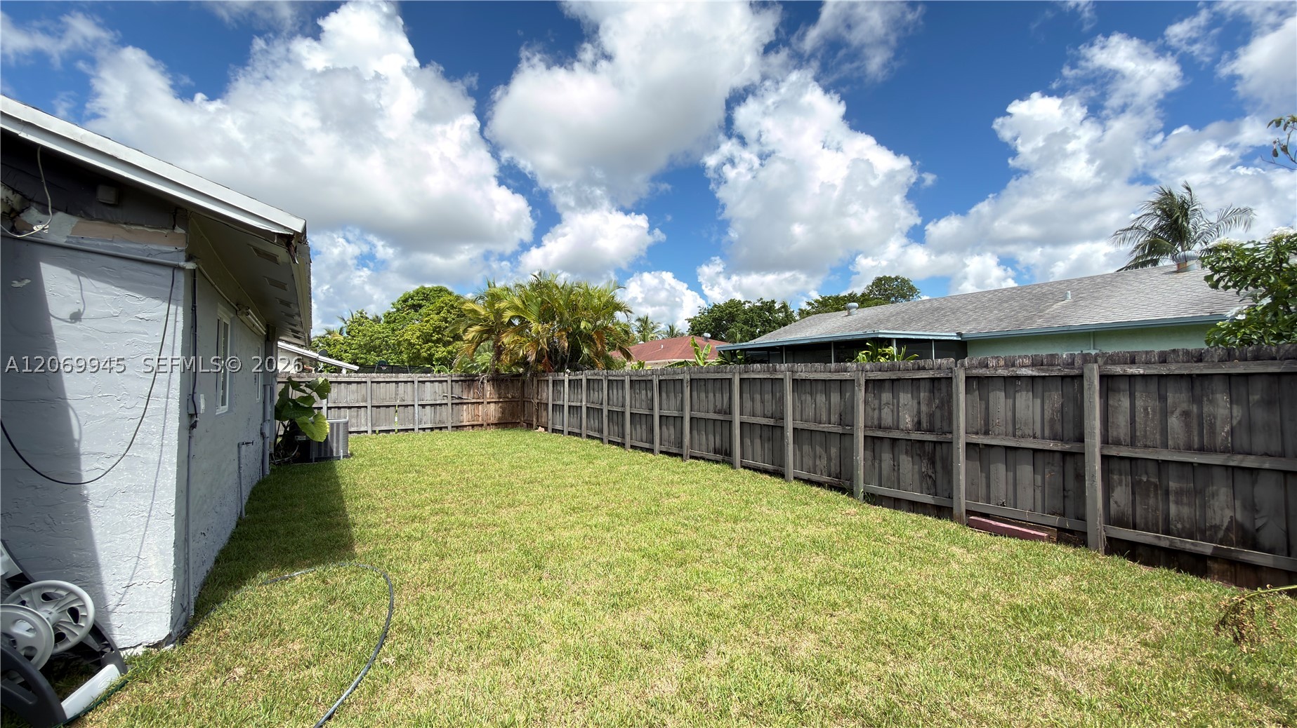 8151 SW 7th St, North Lauderdale FL 33068