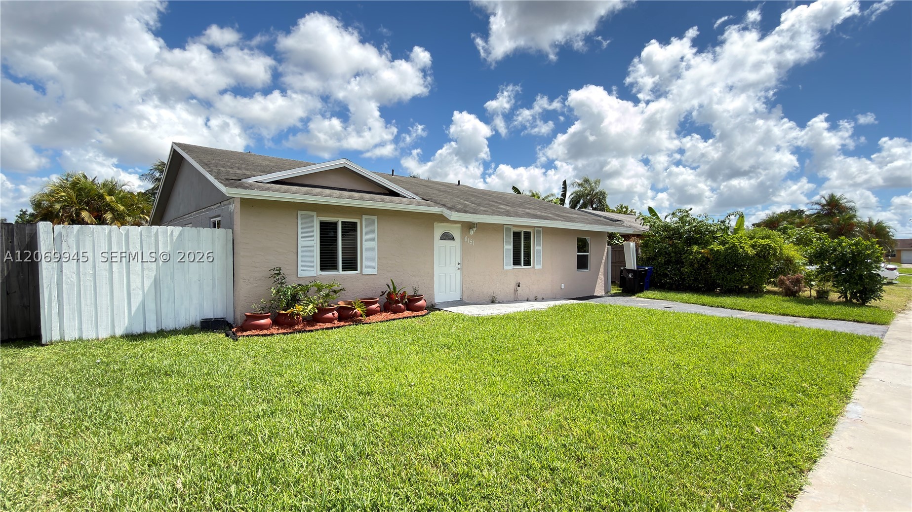 8151 SW 7th St, North Lauderdale FL 33068