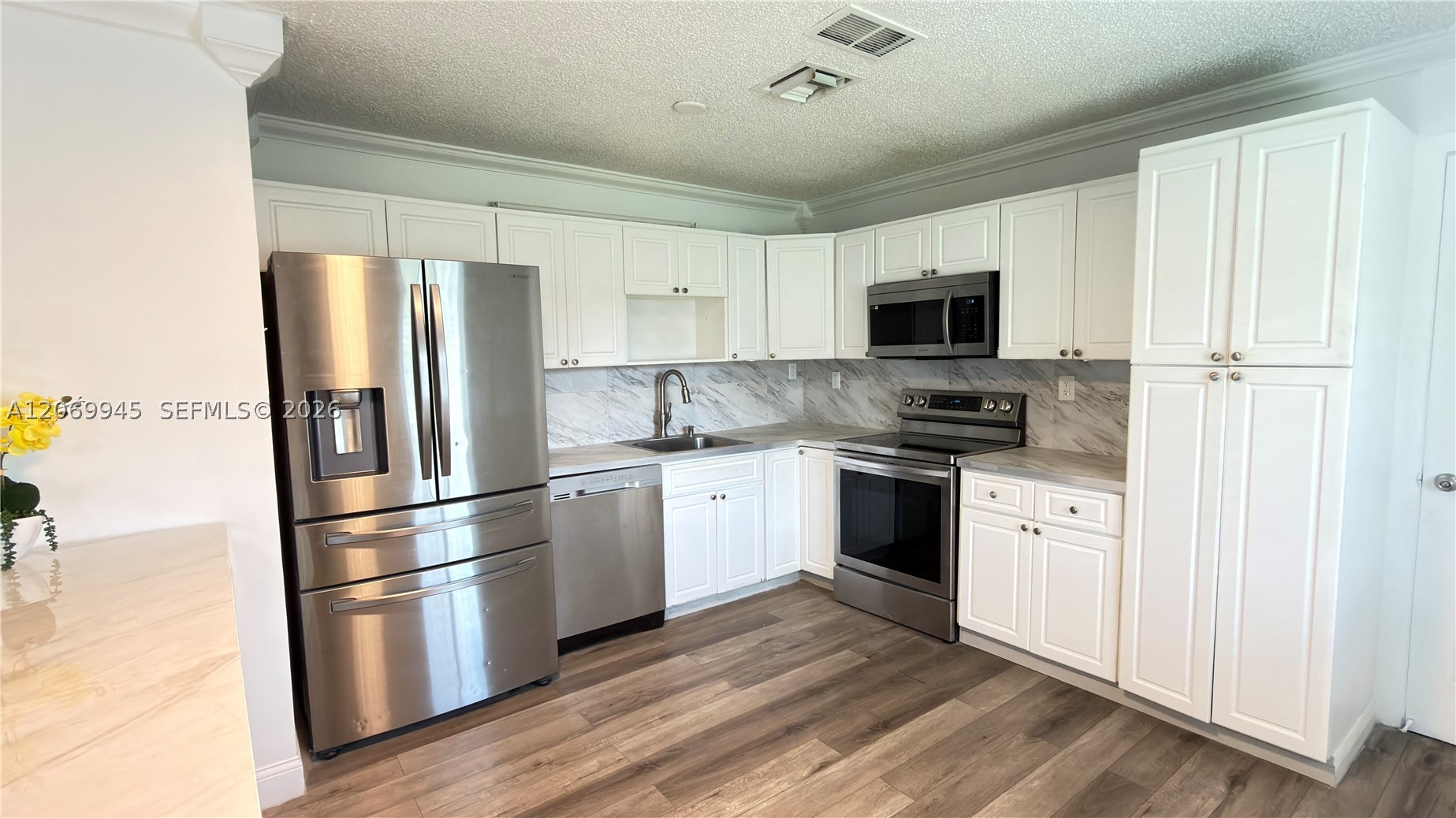 8151 SW 7th St, North Lauderdale FL 33068