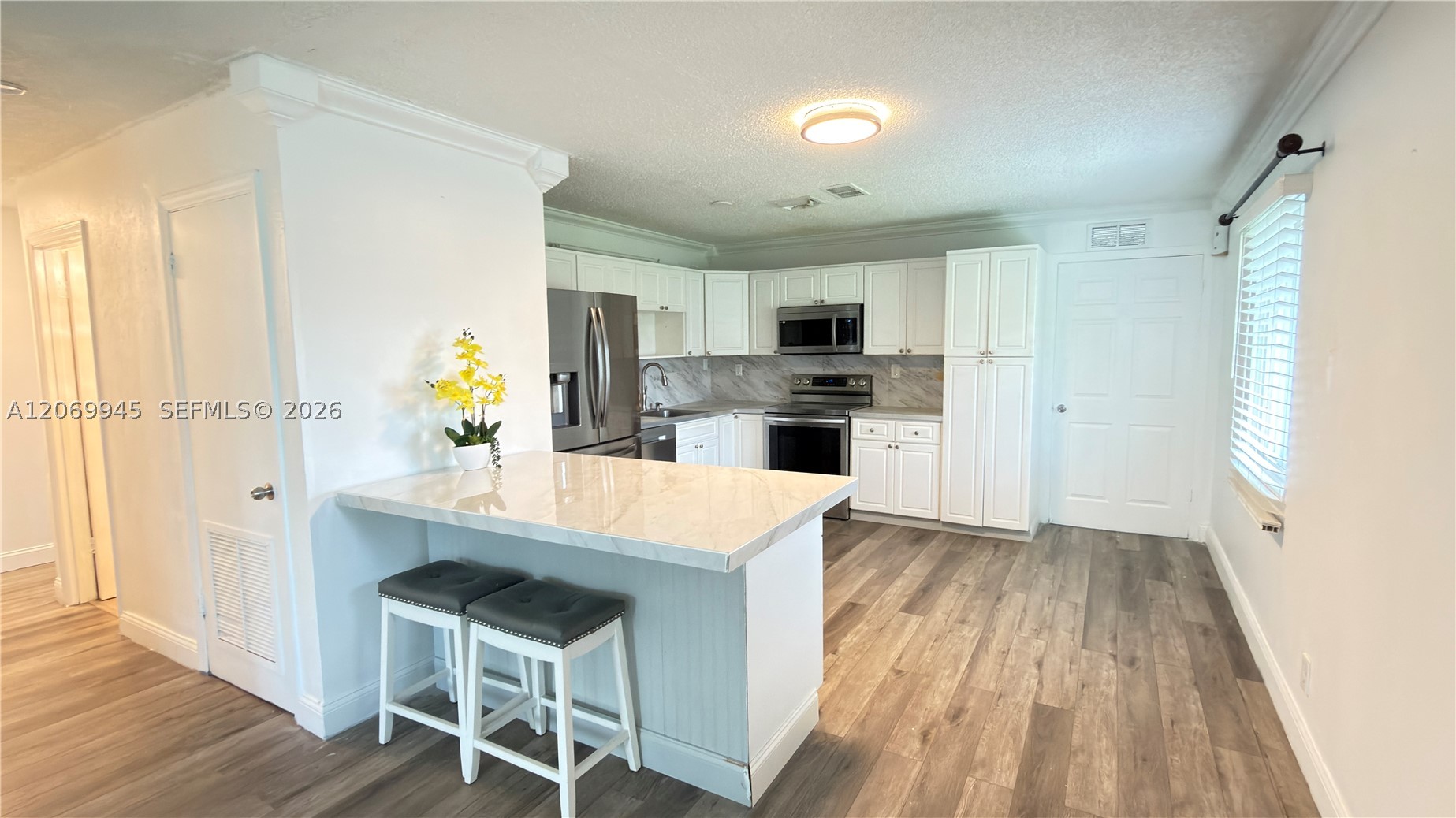 8151 SW 7th St, North Lauderdale FL 33068