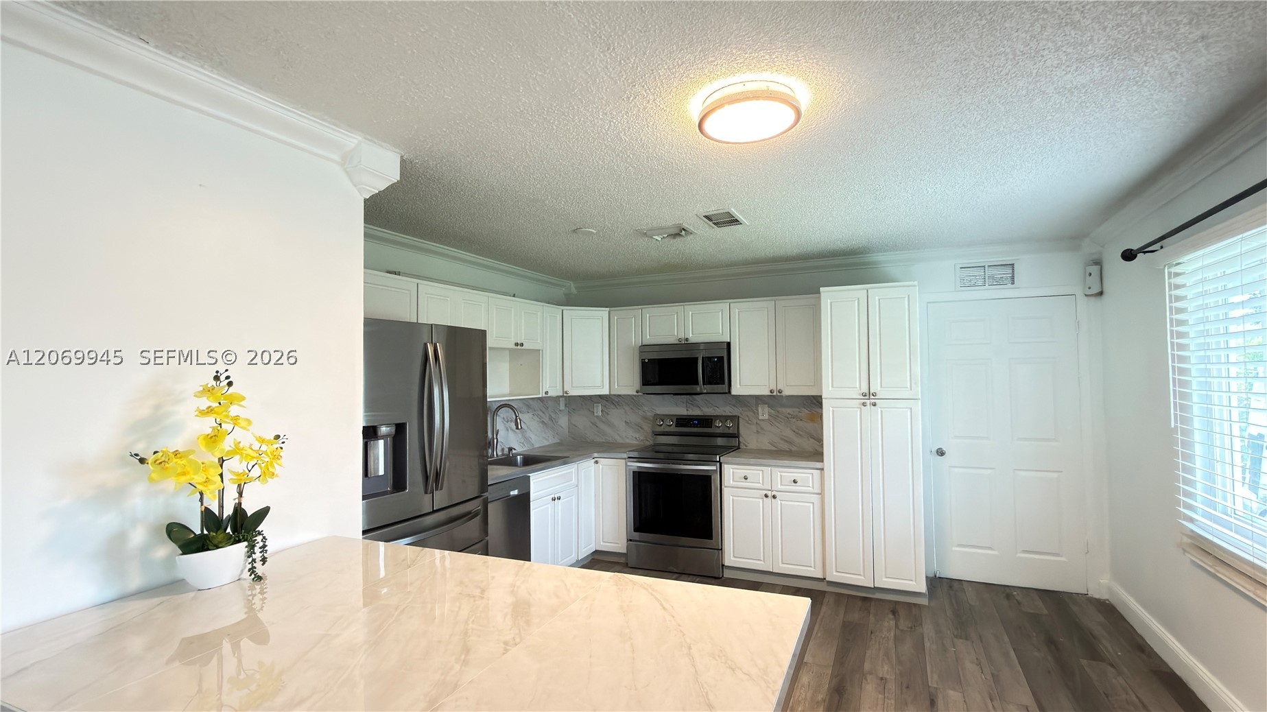 8151 SW 7th St, North Lauderdale FL 33068