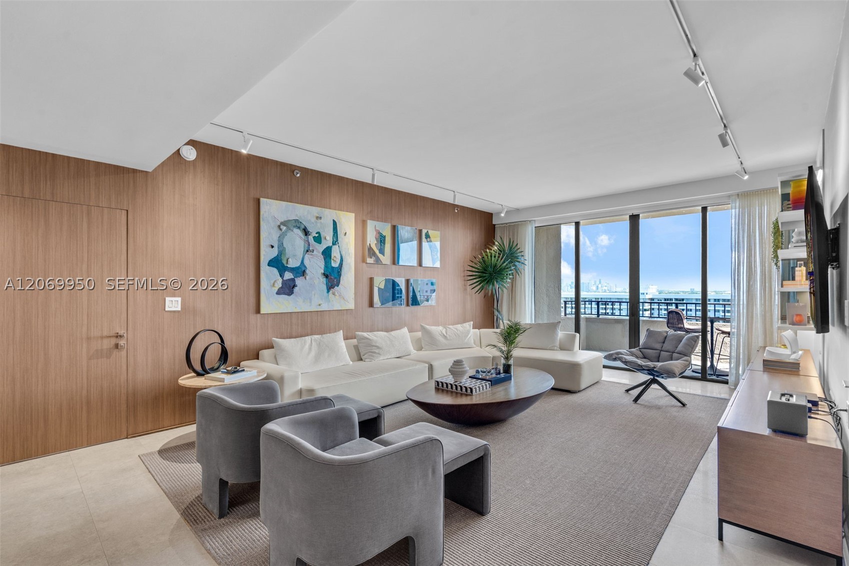 251 Crandon Blvd #1227, Key Biscayne FL 33149