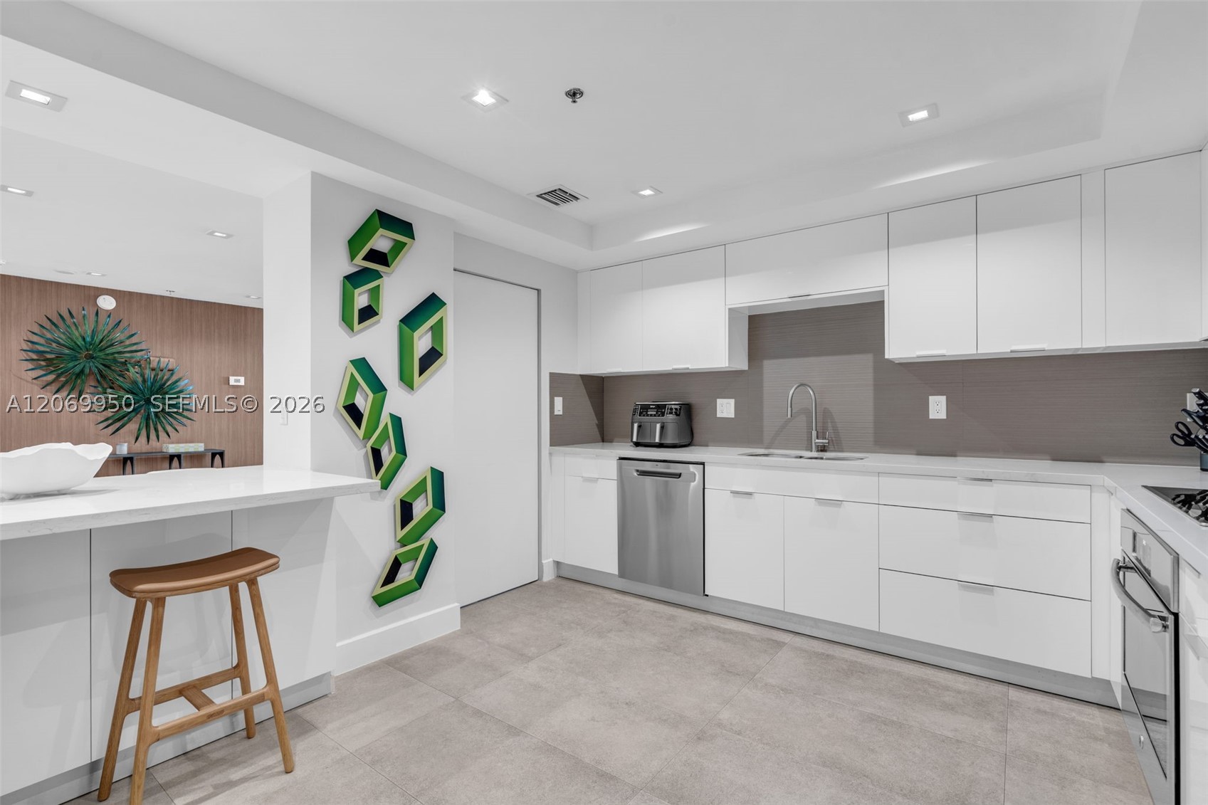 251 Crandon Blvd #1227, Key Biscayne FL 33149
