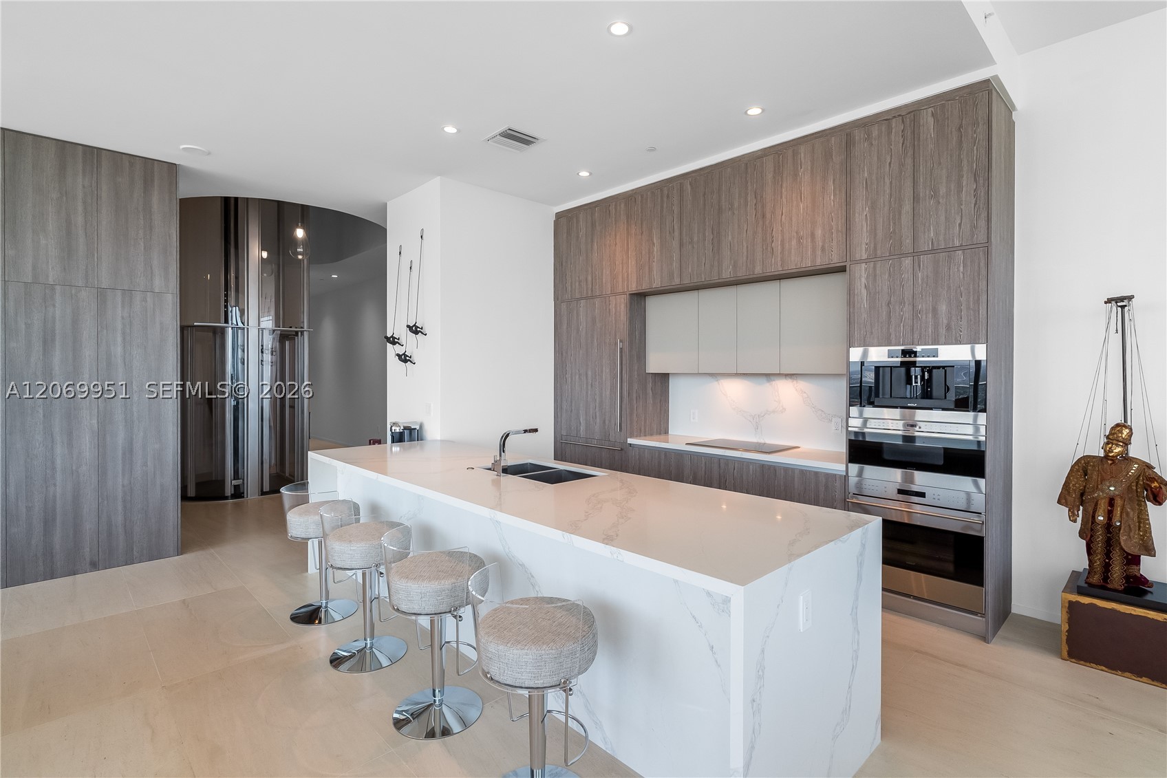 801 S Miami Ave #PH5801, Miami FL 33130