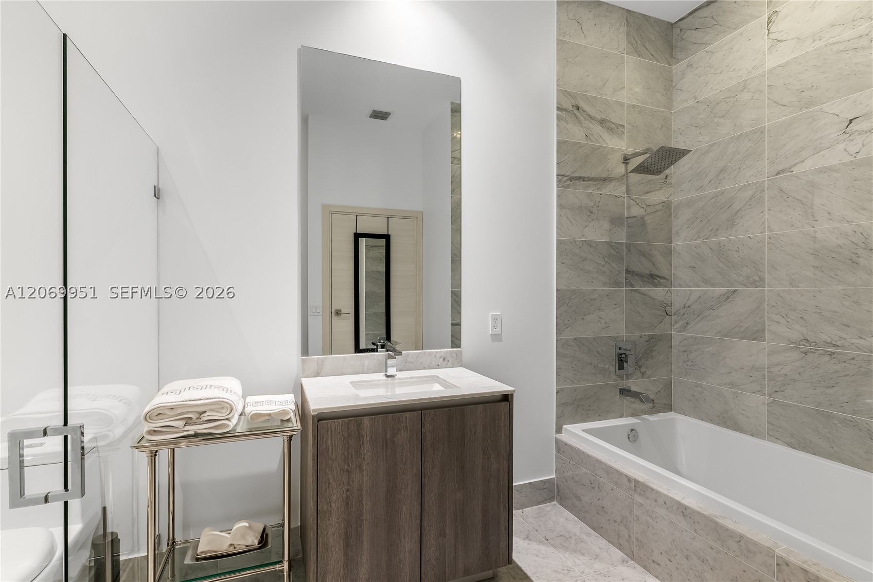 801 S Miami Ave #PH5801, Miami FL 33130