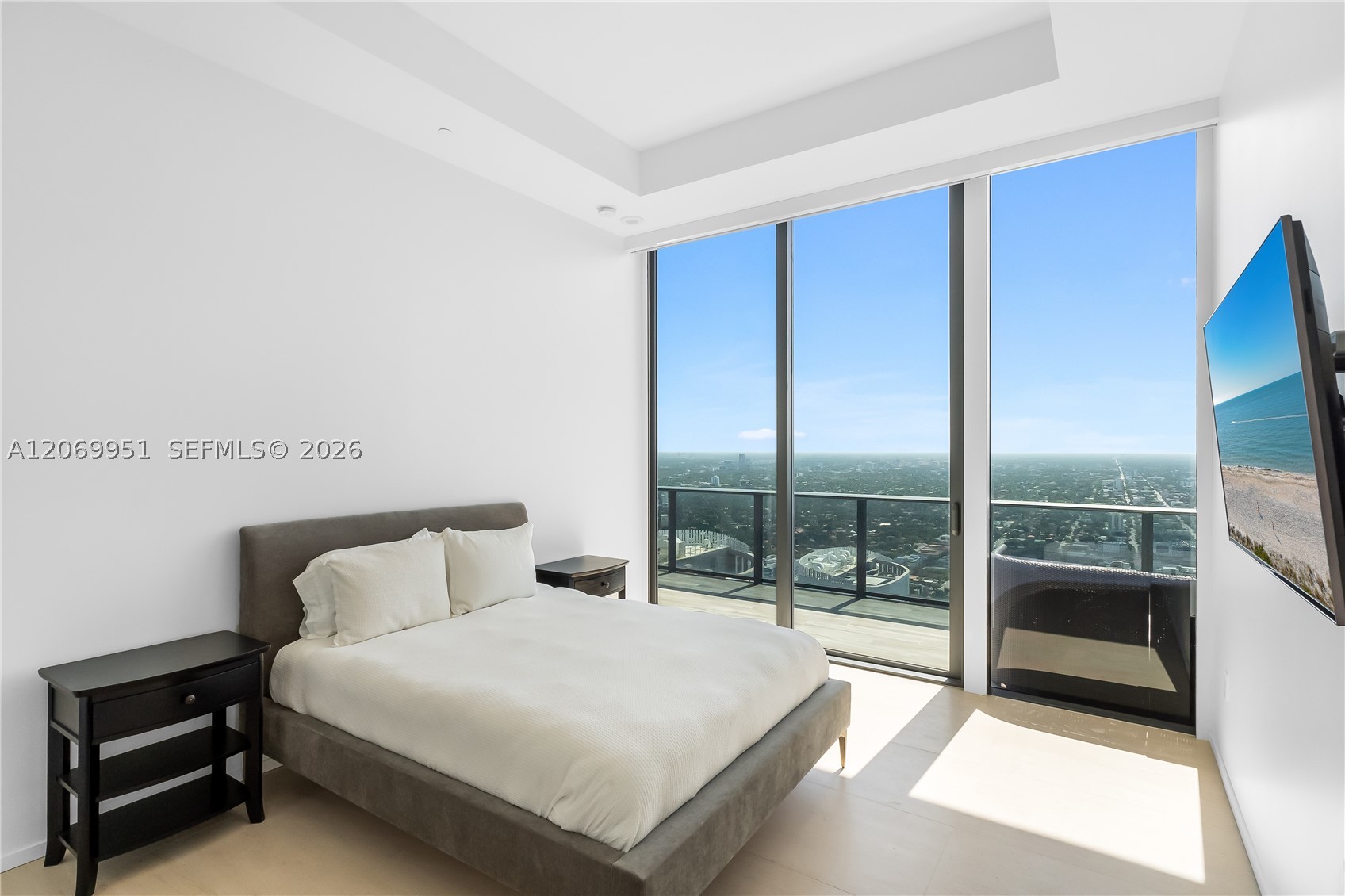 801 S Miami Ave #PH5801, Miami FL 33130