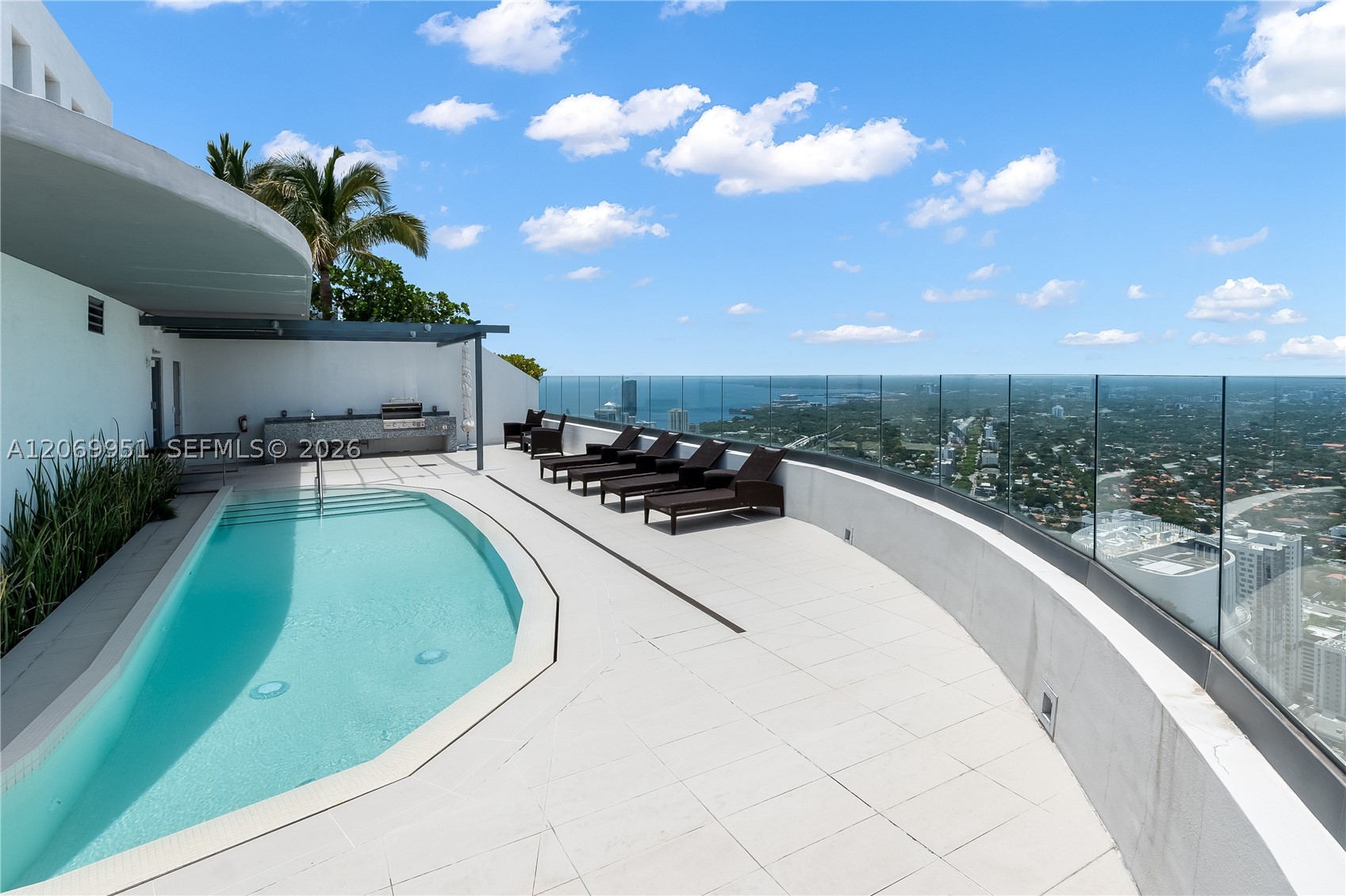 801 S Miami Ave #PH5801, Miami FL 33130