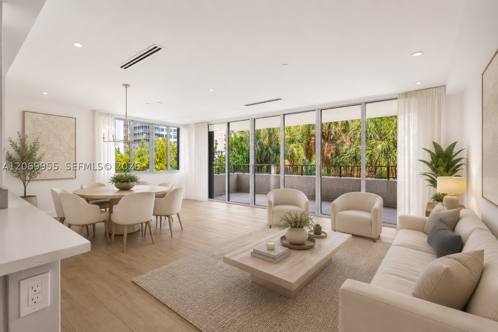 251 Crandon Blvd #210, Key Biscayne FL 33149