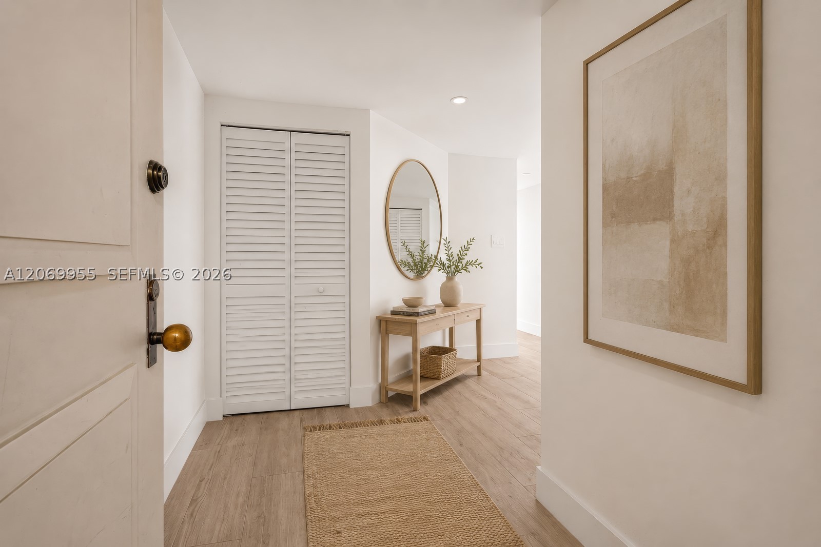 251 Crandon Blvd #210, Key Biscayne FL 33149