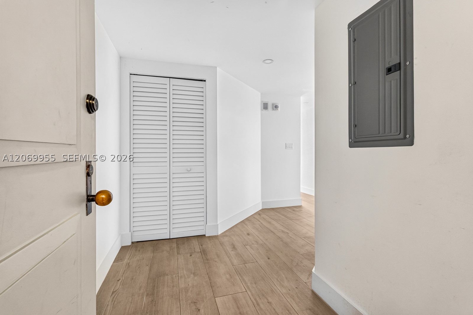 251 Crandon Blvd #210, Key Biscayne FL 33149
